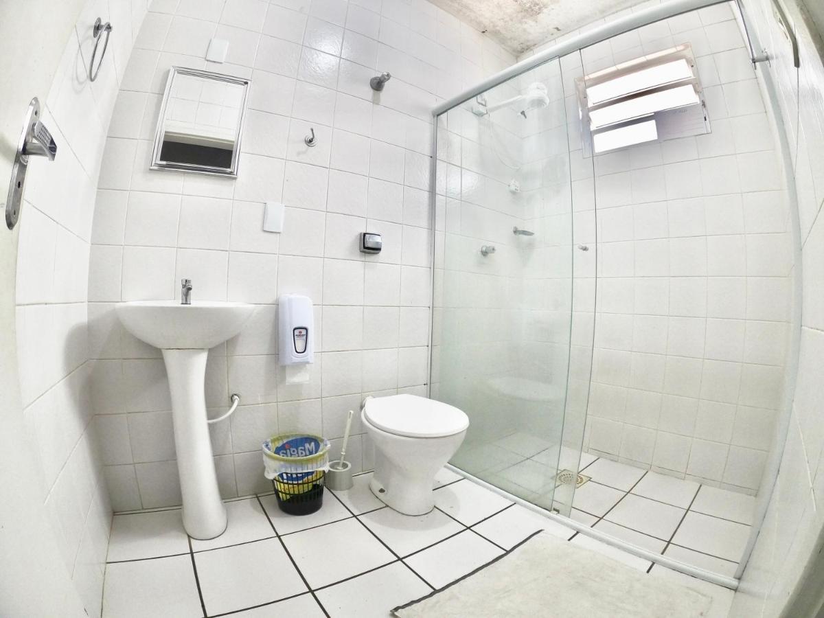 World - Canasvieiras Hostel