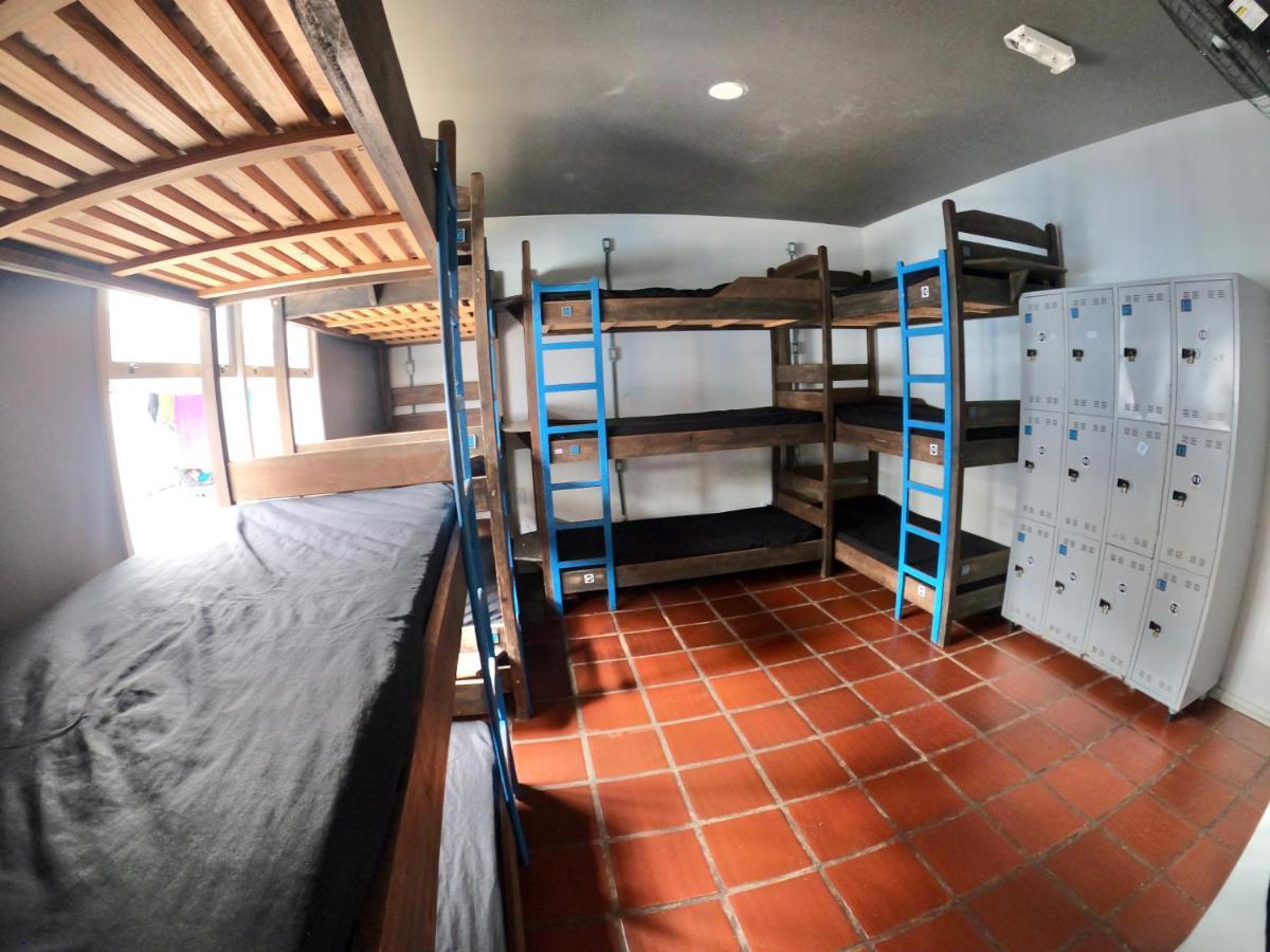 World - Canasvieiras Hostel *